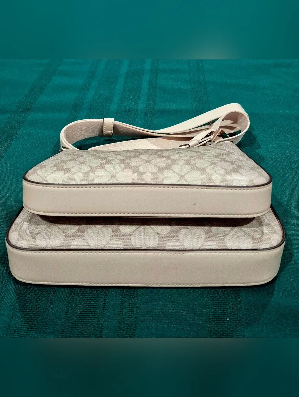 KATE SPADE 2 in 1 CREAM FLORAL PEBBLE SOFT LEATHER CROSSBODY/SHOULDER BAG.